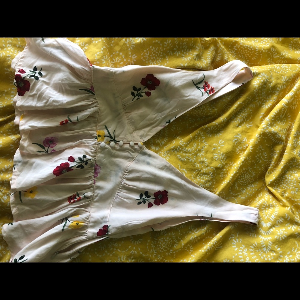 Floral flowy tank